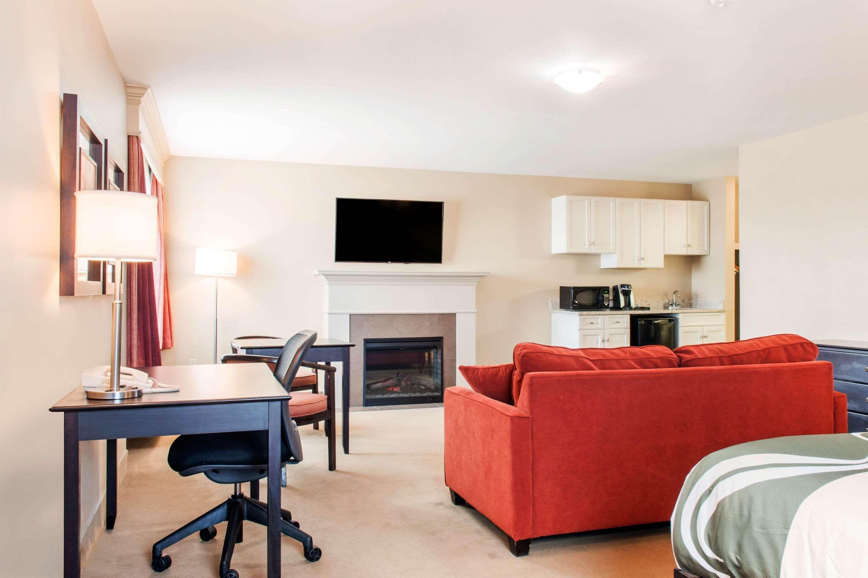 Quality Inn & Suites Quispamsis Rothesay Εξωτερικό φωτογραφία