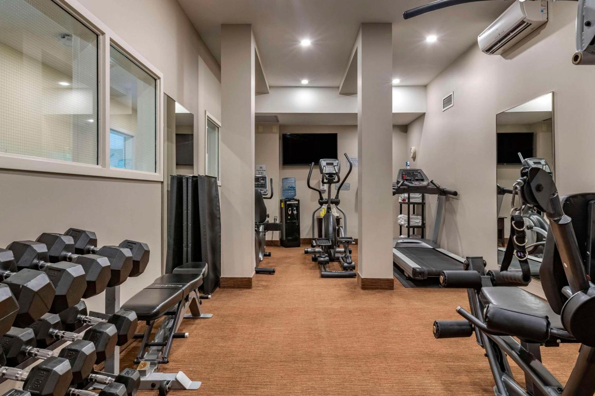 Quality Inn & Suites Quispamsis Rothesay Εξωτερικό φωτογραφία