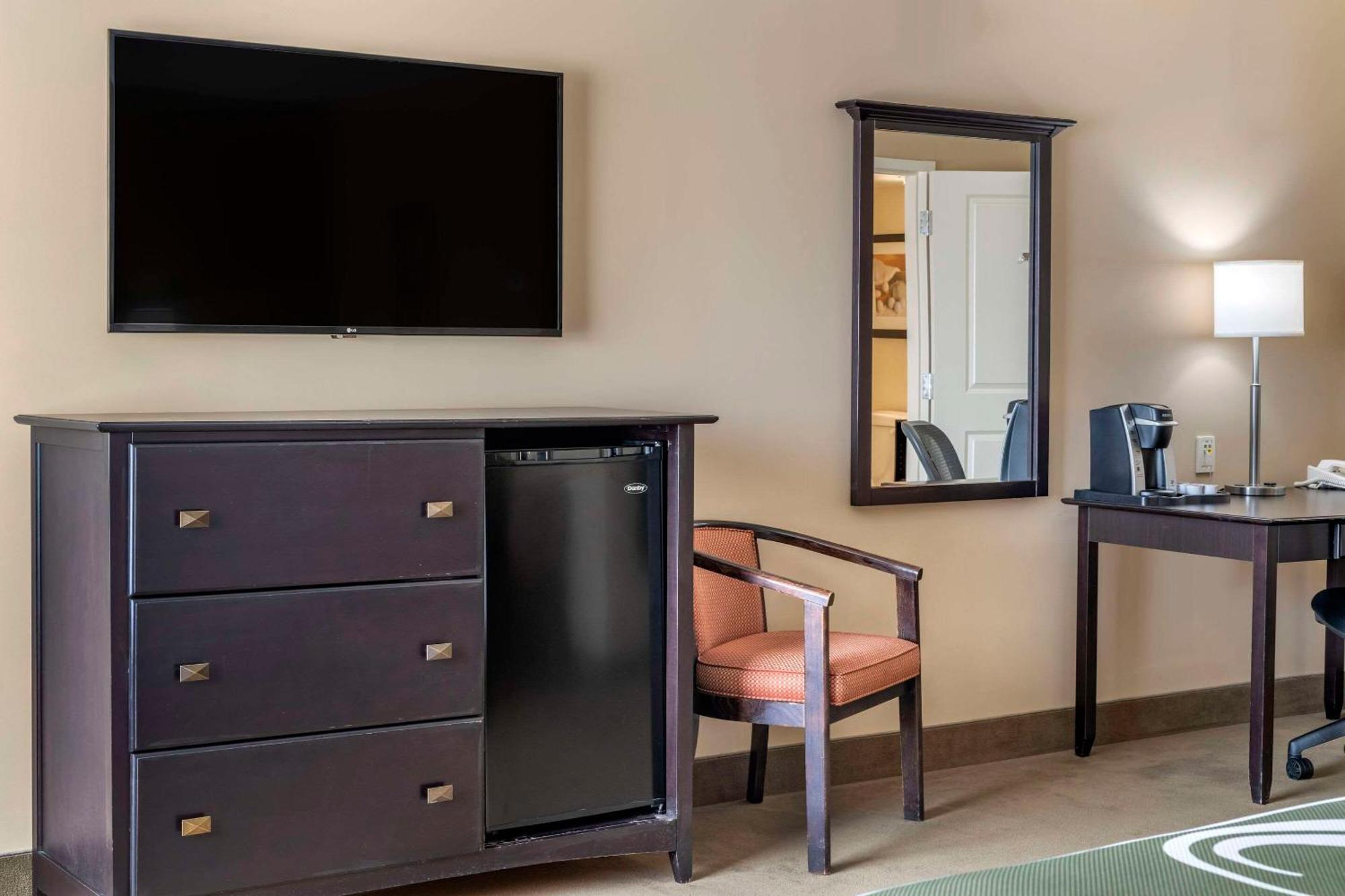 Quality Inn & Suites Quispamsis Rothesay Εξωτερικό φωτογραφία